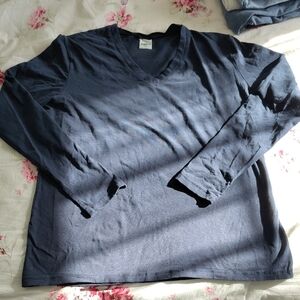 Navy Blue V-Neck Long Sleeve Shirt